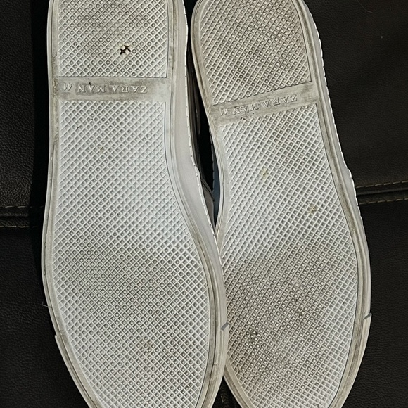 Men’s Zara pewter color shoes - Picture 3 of 3